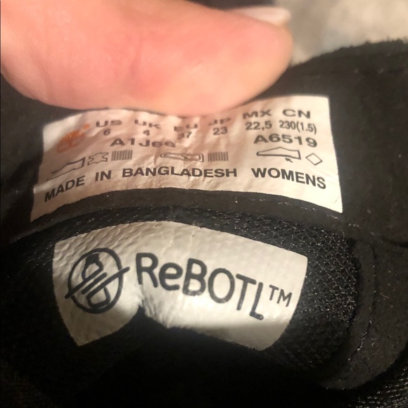 Timberland Women’s Courmayeur Valley Chelsea Fashion Boots - Picture 6 of 7